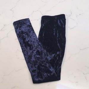H&M Navy blue Velvet leggings ✨